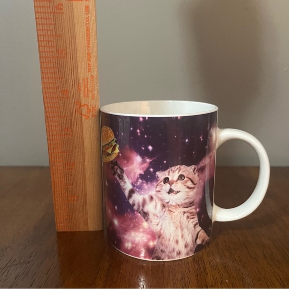 "Cat in Space" design. cat reaching for a cheeseburger in a galaxy - Picture 8 of 8